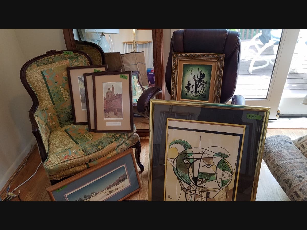 Fine Art at an estatemax estate sale