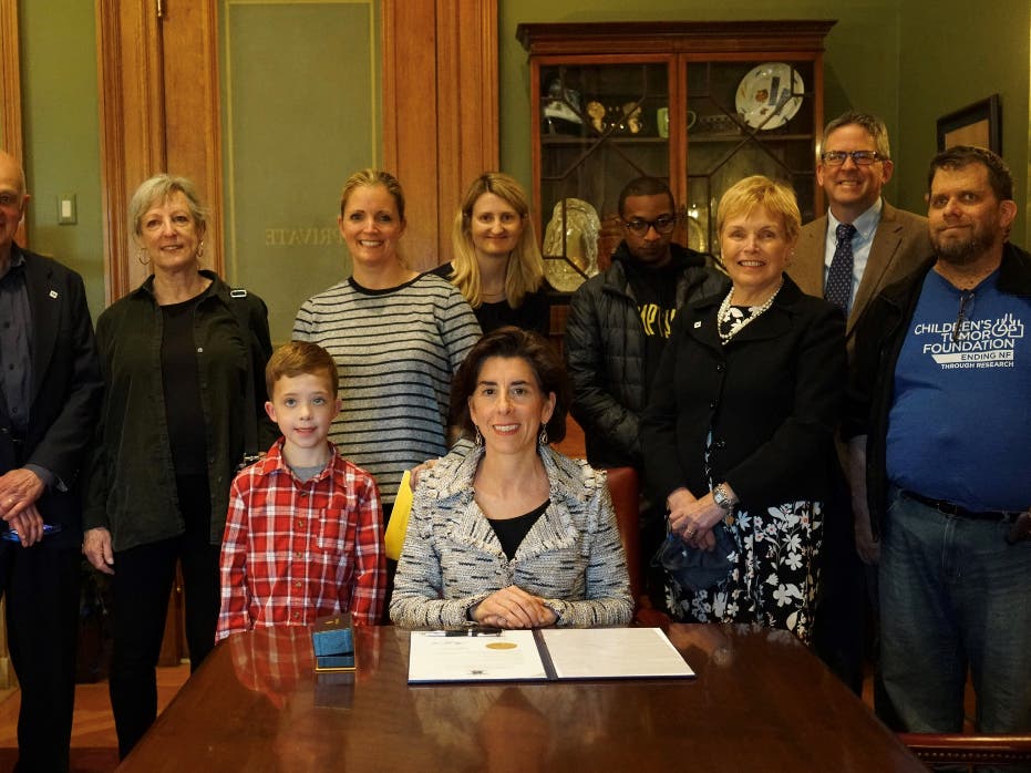 https://patch.com/img/cdn20/users/22865317/20190520/115207/styles/patch_image/public/governor-raimondo-with-group-20190520114146-45331000.jpg