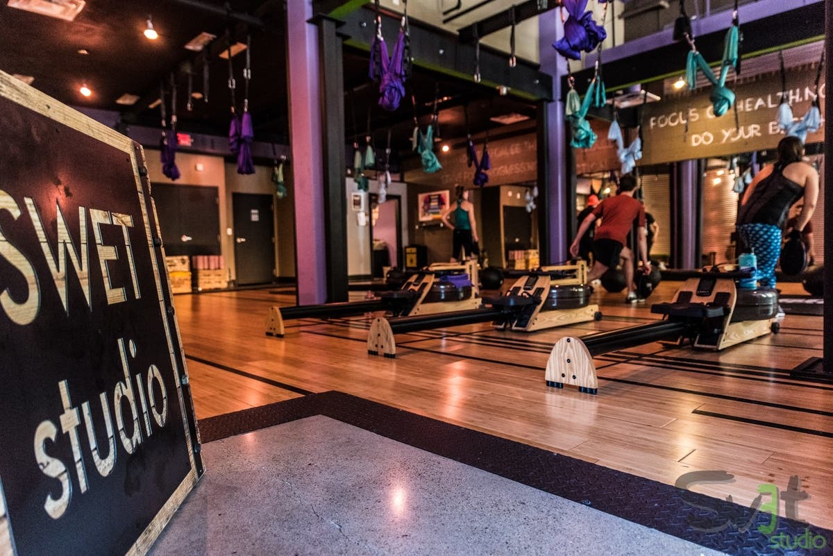 Rowing Class at Swet Studio