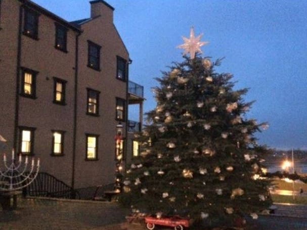 There will also be Santa's workshop for kids, where they can decorate ornaments (held inside). Elves will be present.