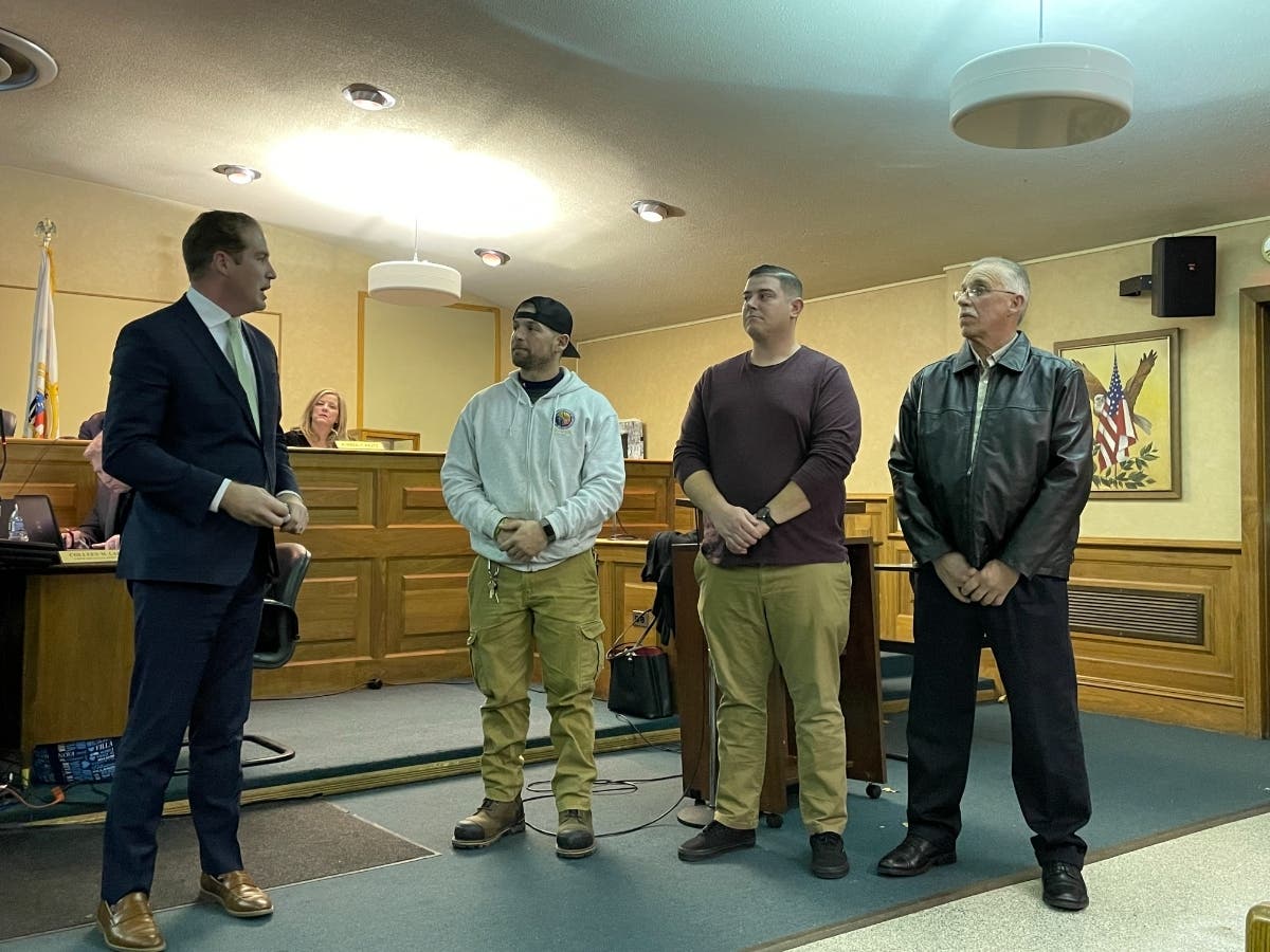 News small post card thumbnail