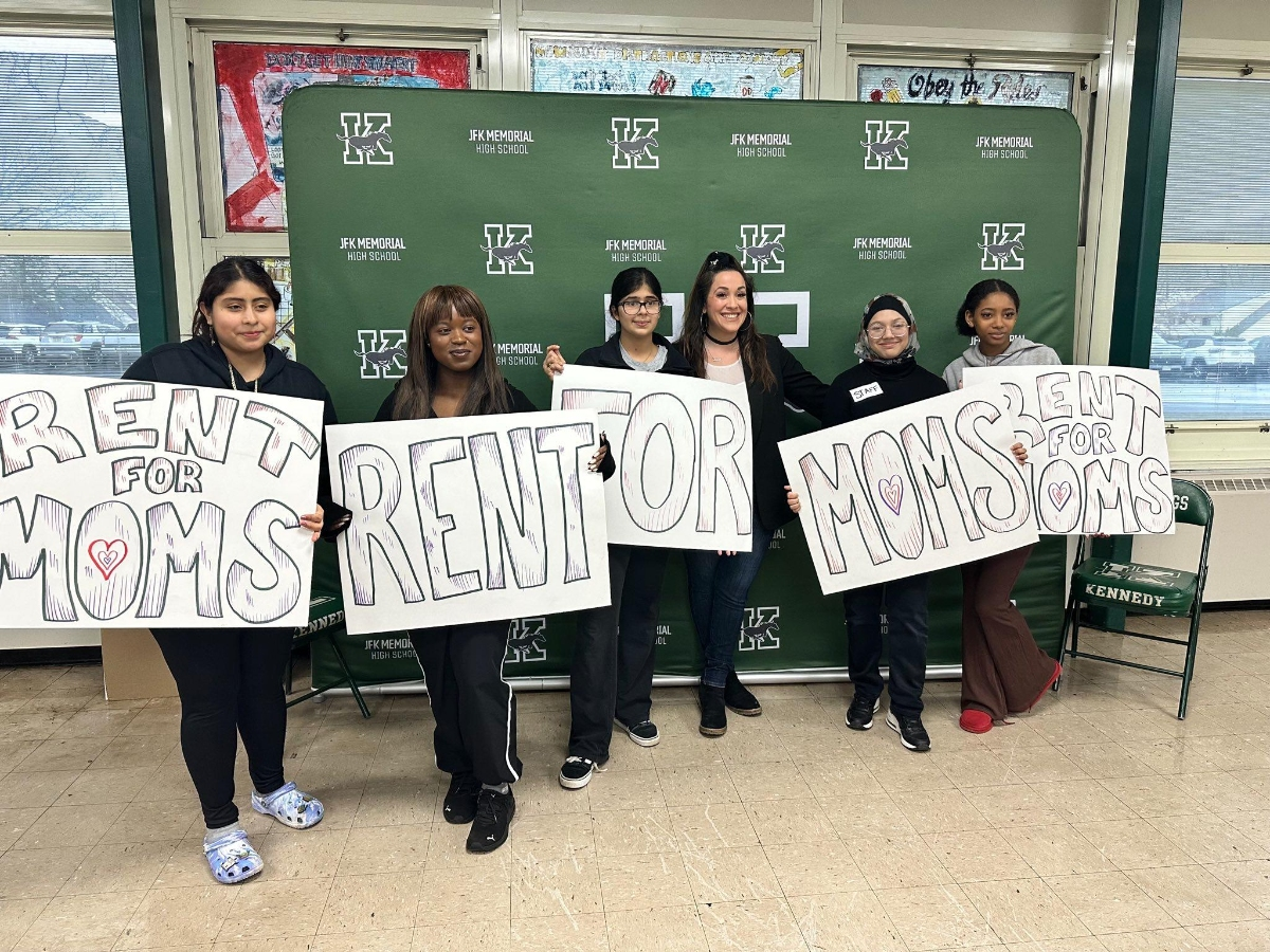 JFK High School Teens Raise 3,652 For Single Mother Facing Eviction