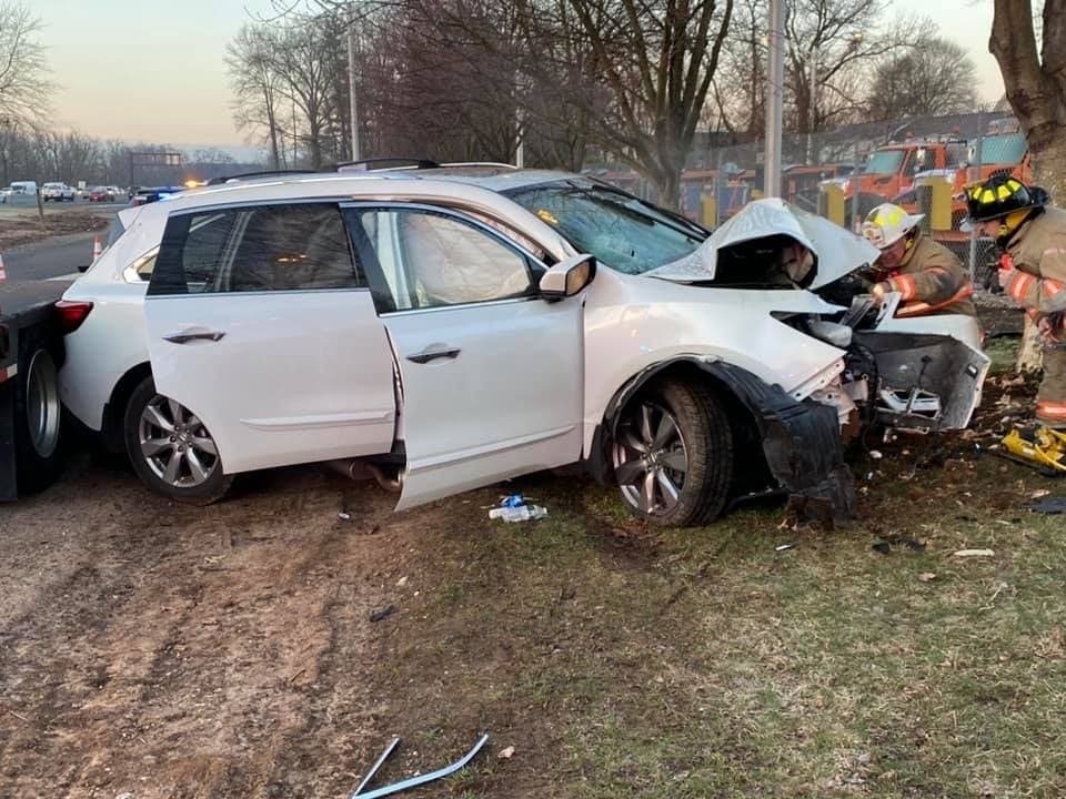 Trapped Driver Rescued After SUV Crashes Into Tree In Clark | Clark, NJ ...