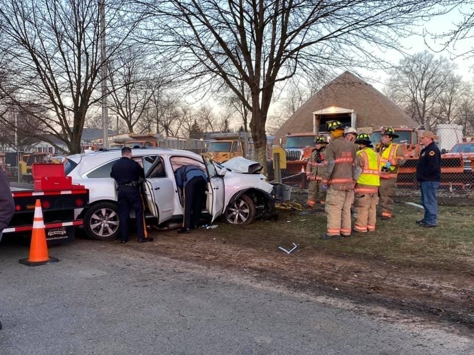 Trapped Driver Rescued After SUV Crashes Into Tree In Clark | Clark, NJ ...
