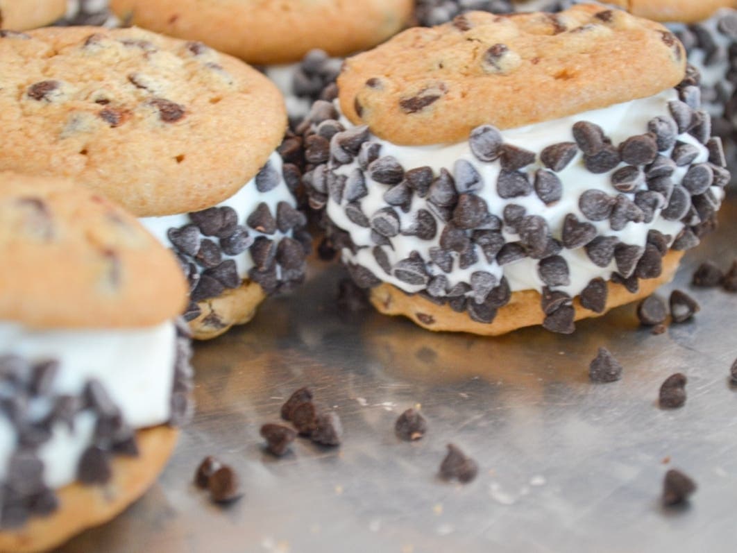 Hillsborough's The Ice House Celebrates 1 Year Anniversary