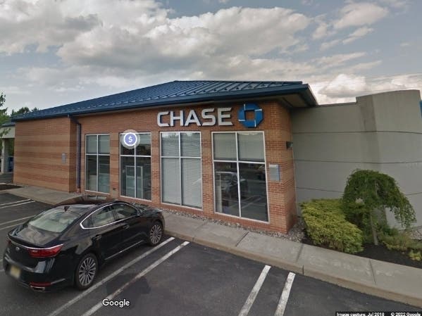 Chase bank on Route 27 in Franklin Park.