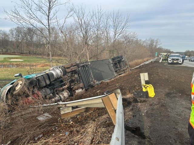 Overturned Tractor Trailer On I-78 In Bedminster Closes Lane ...