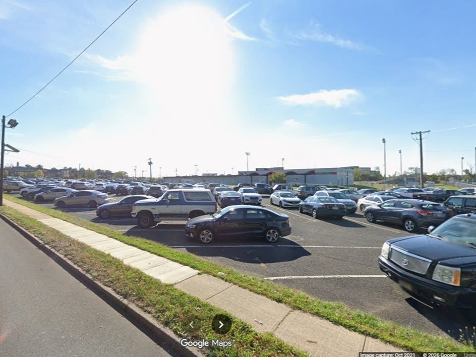 Bridgewater-Raritan Seniors With Parking Passes Will Lose Bus Privileges In 2026-27