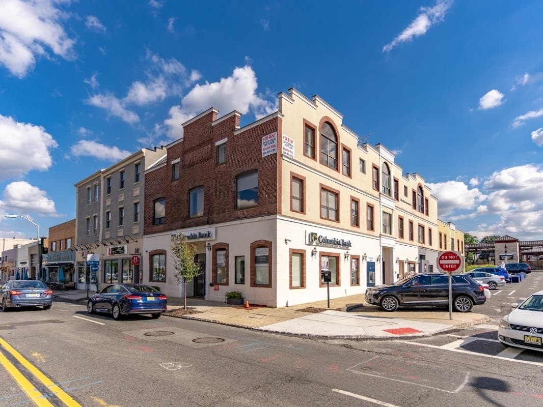 A mixed-use building in downtown Westfield has sold for $5.26 million, according to Marcus & Millichap.