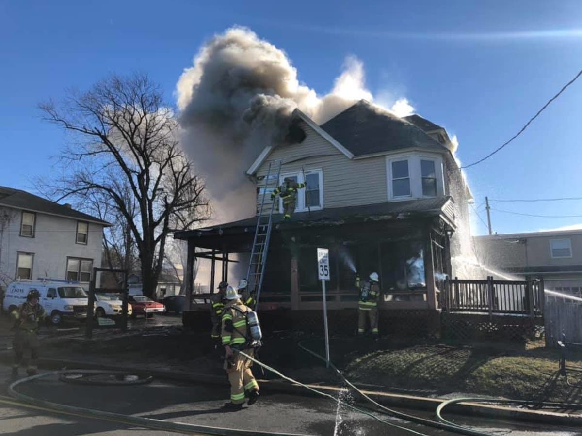 Firefighters Battle House Fire In Upper Southampton Upper Southampton