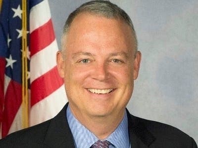 The legislation by Warren, D-Newtown, would prohibit marriage for people under the age of 18.