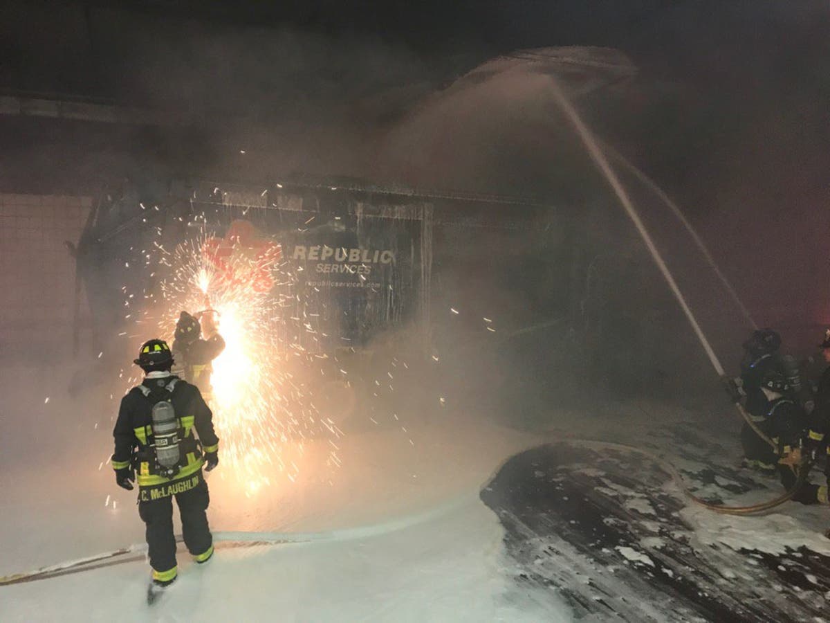 Flaming Garbage Truck Closes Mass Pike Tunnel [VIDEO] | Boston, MA Patch
