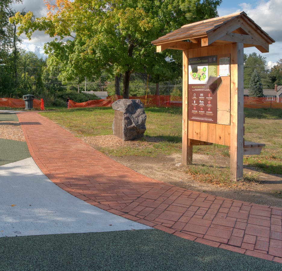 News small post card thumbnail