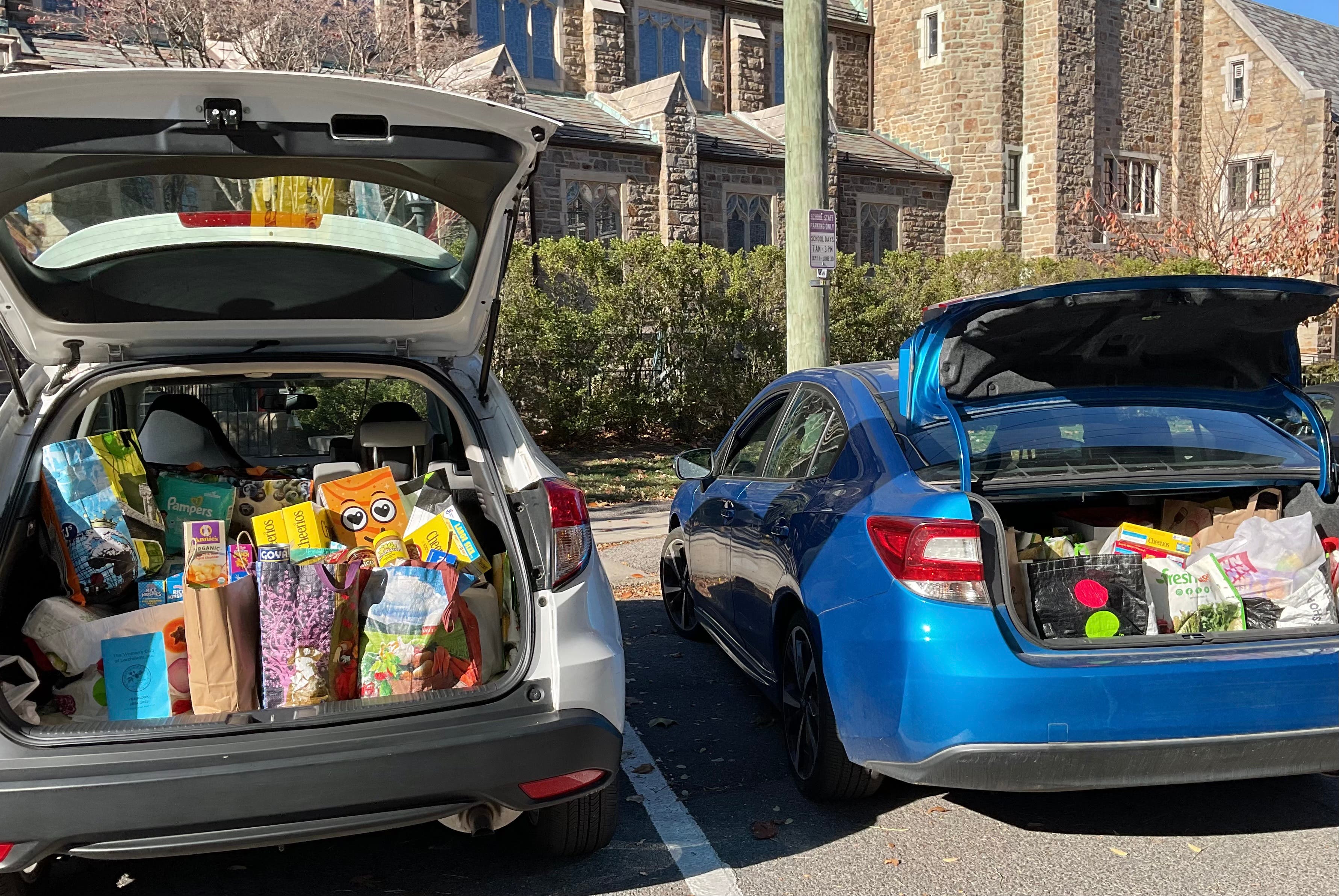 Community Food Drive for Hope food Pantry