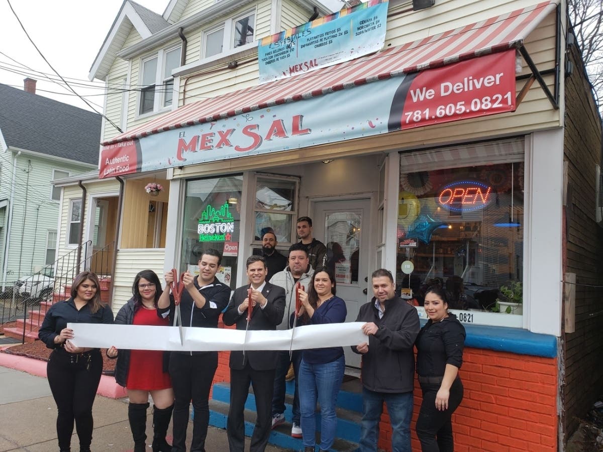 El Mexsal Authentic Latin Food is now open on Medford Street. 