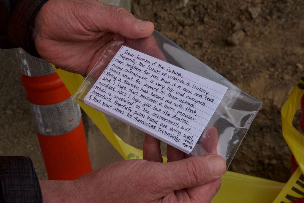 News small post card thumbnail