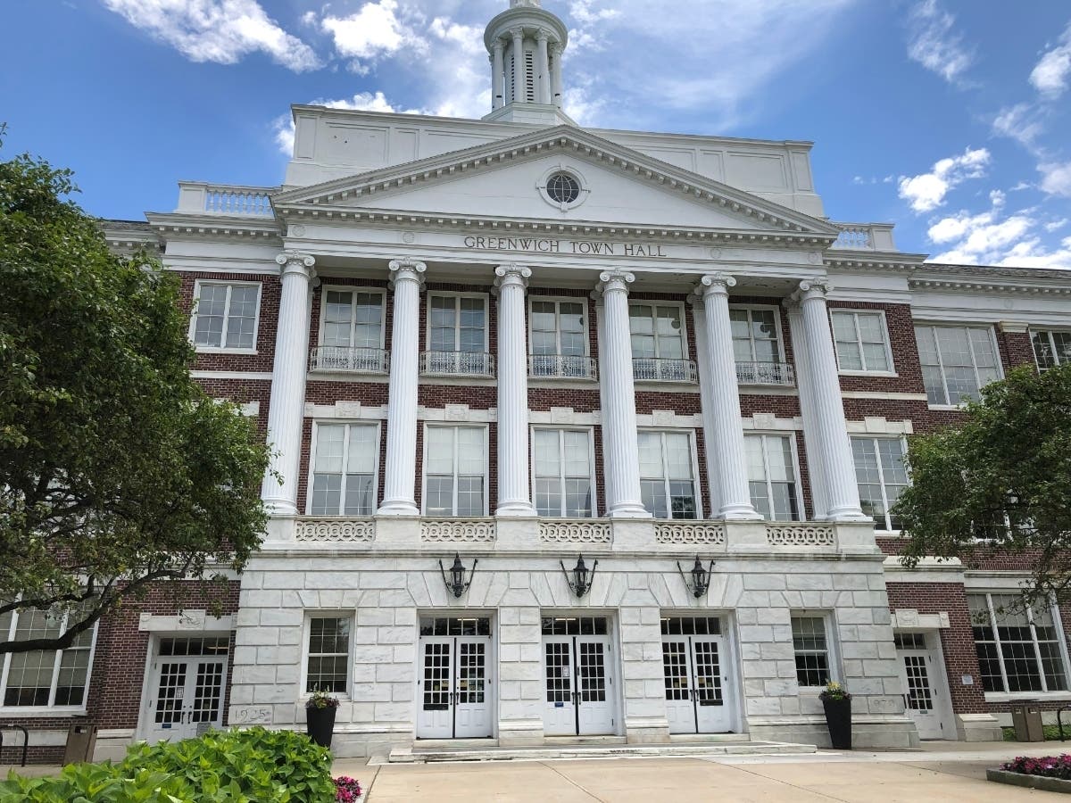 First Selectman Fred Camillo has announced four town parks will partially re-open for the use of walking paths only on April 27, 2020.