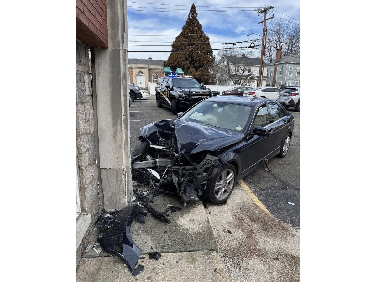Car Crashes Into Building In Norwalk: Police | Norwalk, CT Patch