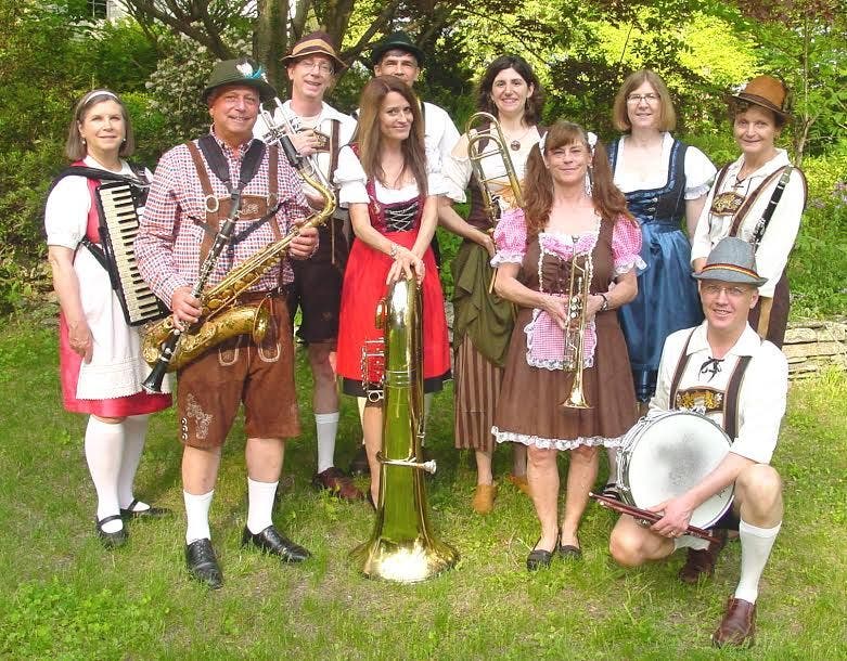 https://patch.com/img/cdn20/users/22878706/20160928/032633/styles/raw/public/article_images/tubafrau_hofbrau_band-1475090725-7525.jpg