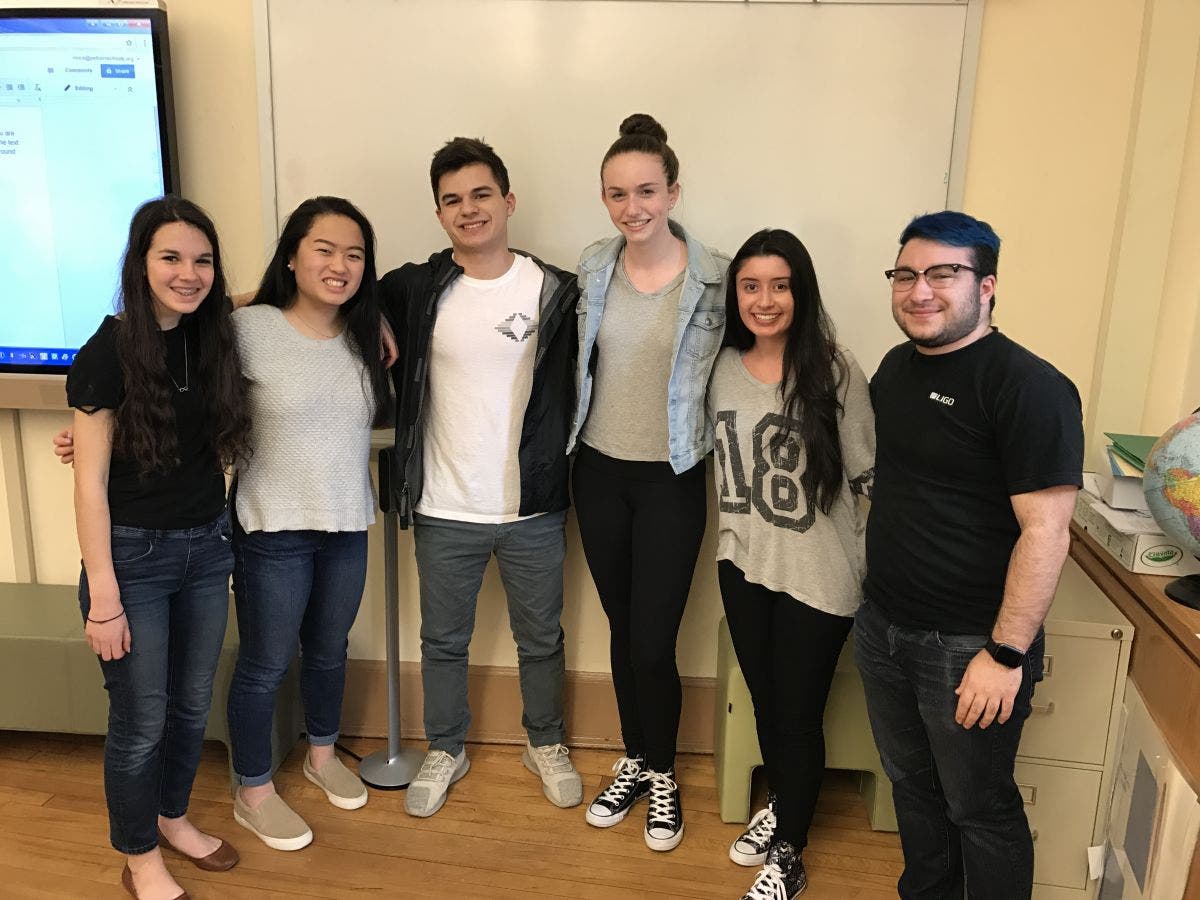 News small post card thumbnail