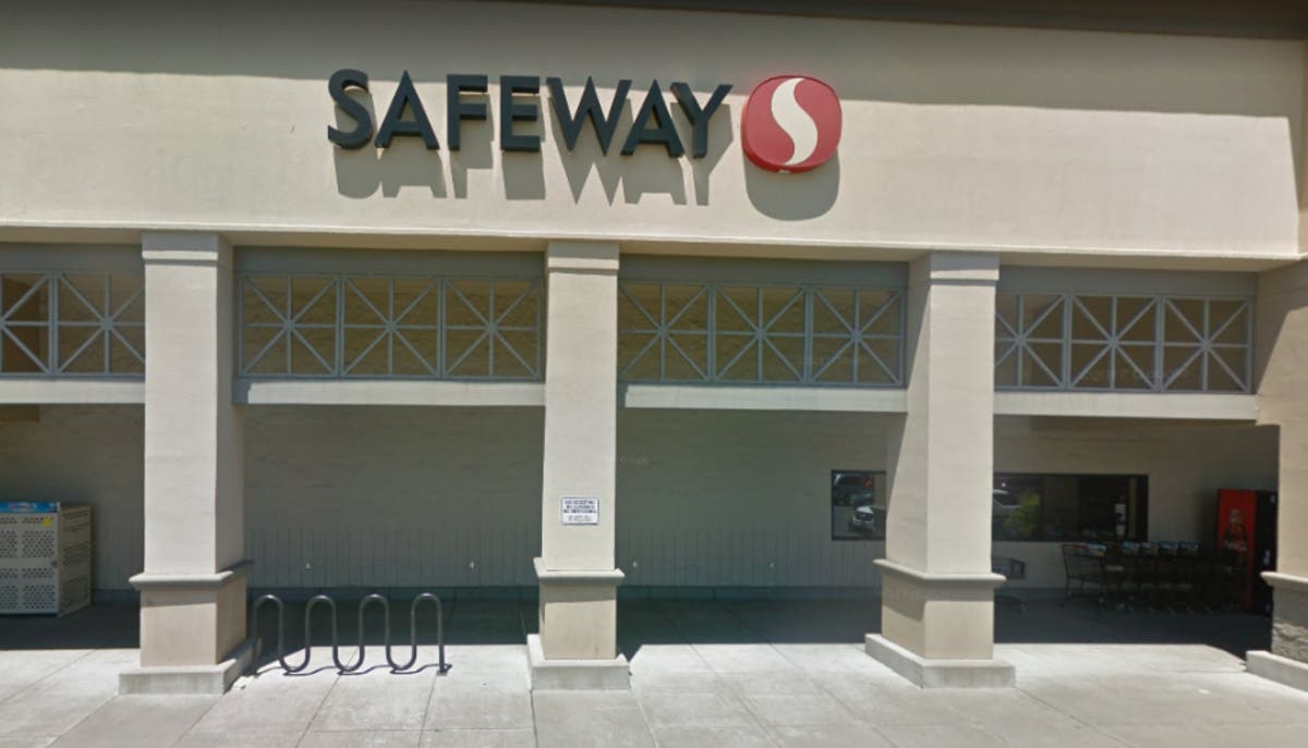Transient Assaults Officer Outside Safeway Santa Rosa Police Rohnert