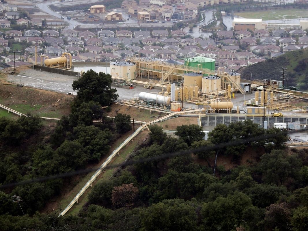 Microbes Carelessness Blamed For Massive Aliso Canyon Leak 