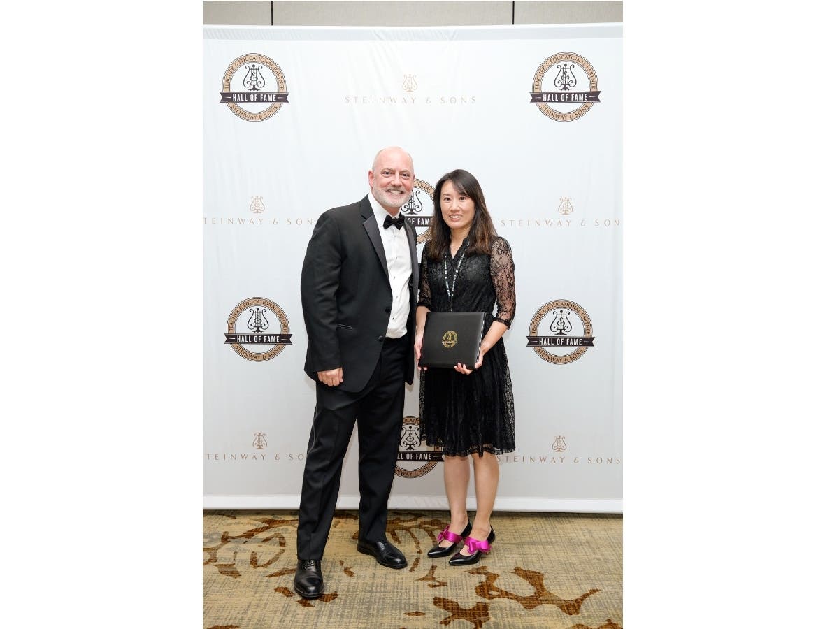 Dr. Ching-Ming Cheng was among 67 teachers from across the United States and Canada who were honored this fall by piano company Steinway & Sons. Cheng was nominated by Steinway Piano Gallery of San Diego, located in Miramar.