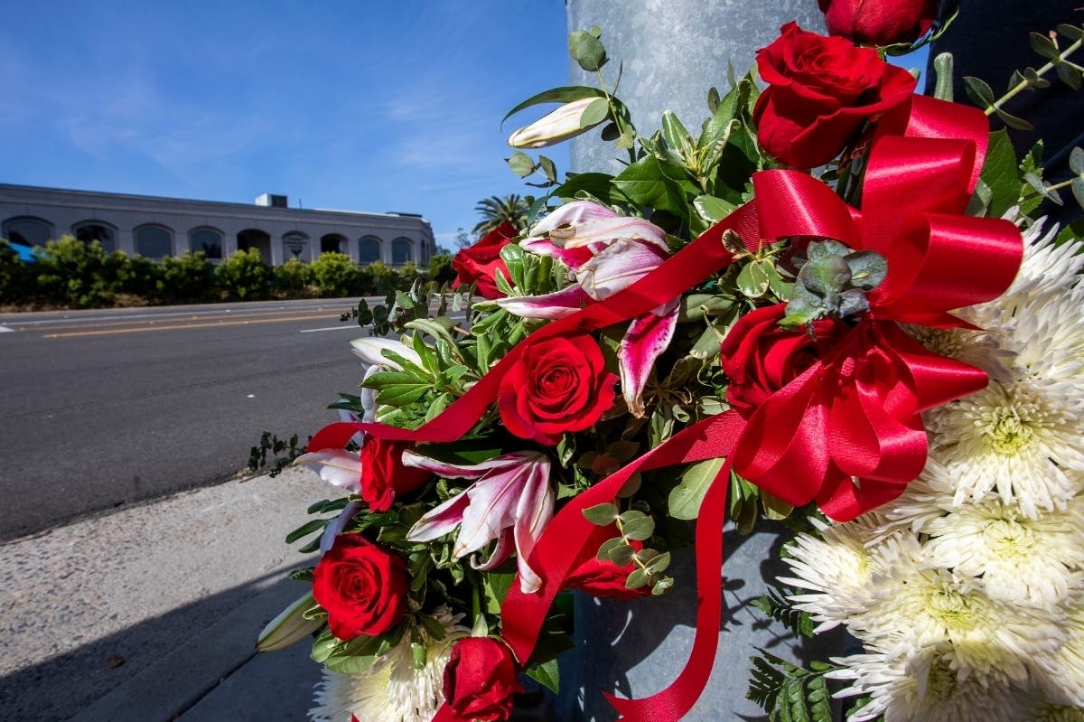 California Senators Introduce Resolution to Condemn Chabad of Poway Shooting.