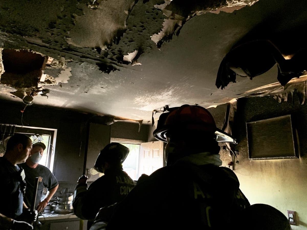 A house fire injured one person and displaced 6 people.