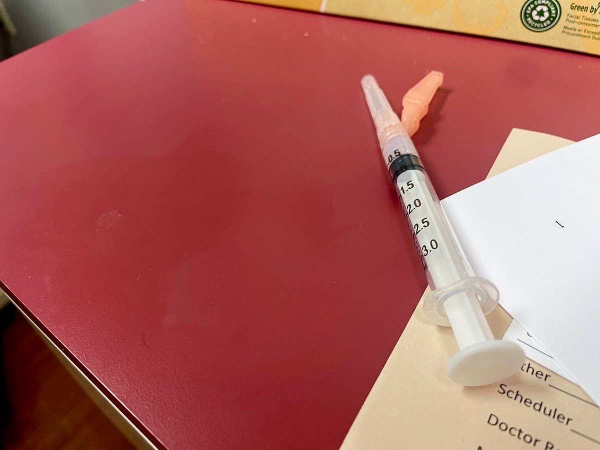 Both Kaiser and medical experts from the U.S. Centers for Disease Control and Prevention called the difference between the administered dose and the recommended dose negligible and unlikely to result in reduced protection against COVID.