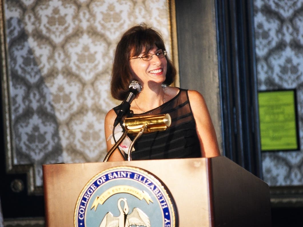 2021 Myrtle Wreath Award Recipient Dr. Harriet Sepinwall, Professor Emerita, St. Elizabeth University