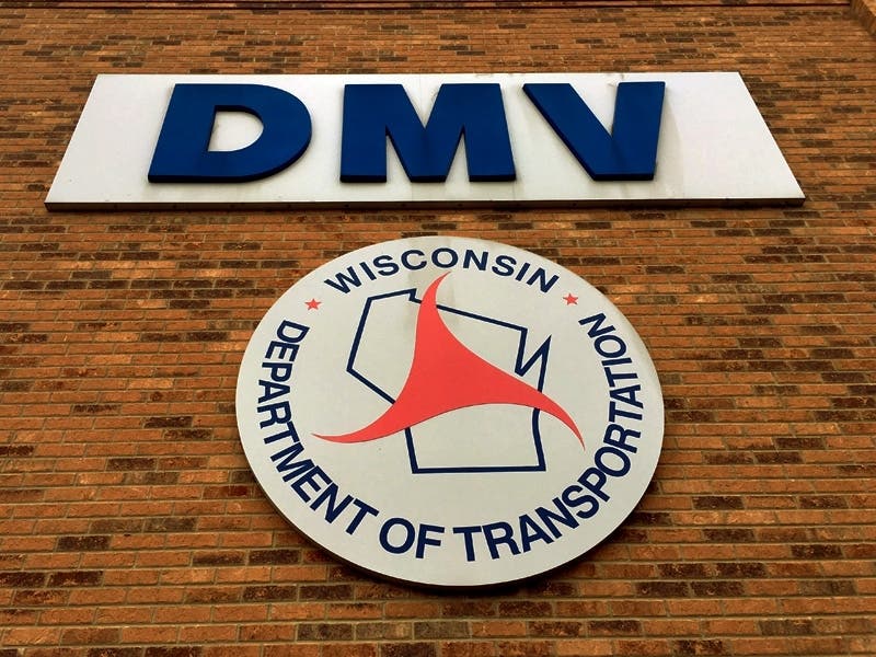 Wisconsin DMV Warns Drivers Not To Click These Urgent Texts | Madison ...