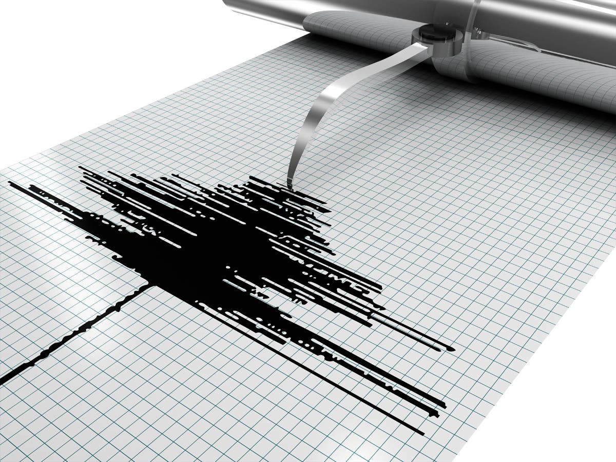 https://patch.com/img/cdn20/users/22887534/20180406/014255/styles/raw/public/processed_images/earthquake_seismograph-1523036563-3995.jpg