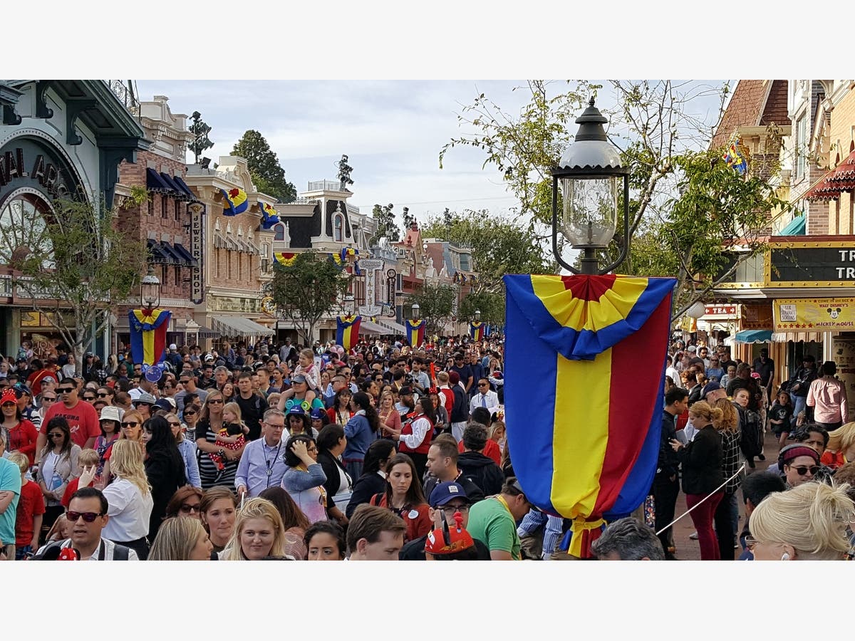 Disneyland Resort is attempting to wrangle more crowd control.