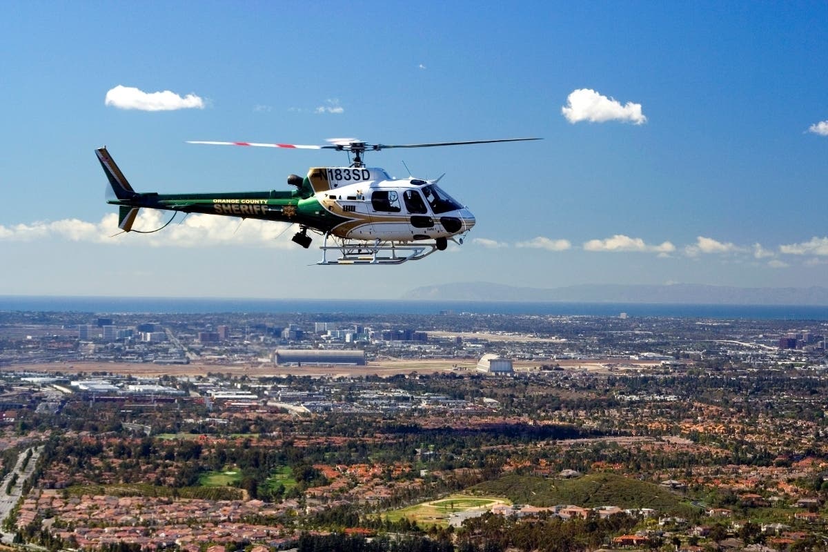 A cross county car chase began in Laguna Beach, Wednesday.