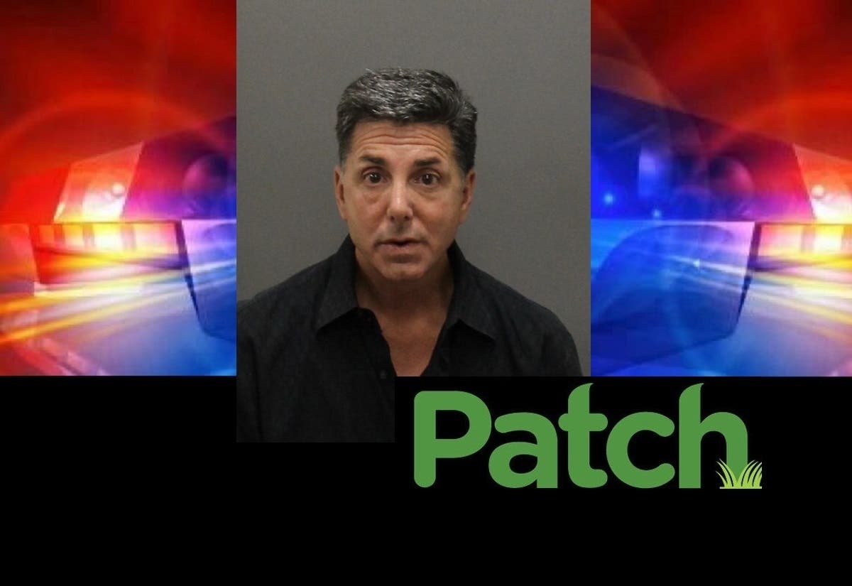 A parolee formerly charged with check kiting led police on a chase across south Orange County.