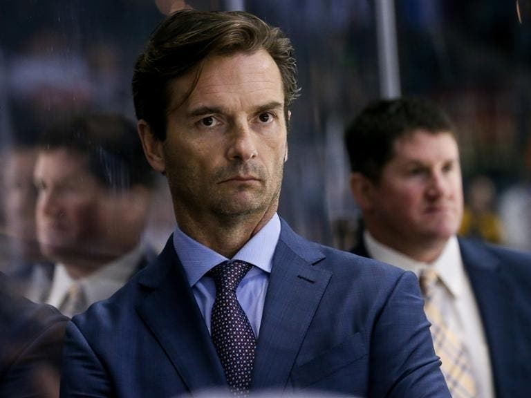 Dallas Eakins joins the Ducks franchise as head coach.