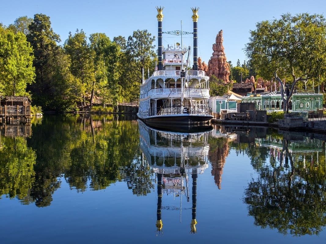 Frontierland, Rivers of America, Mark Twain, Mark Twain Riverboat, water, Big Thunder Mountain, Big Thunder Mountain Railroad, reflection
