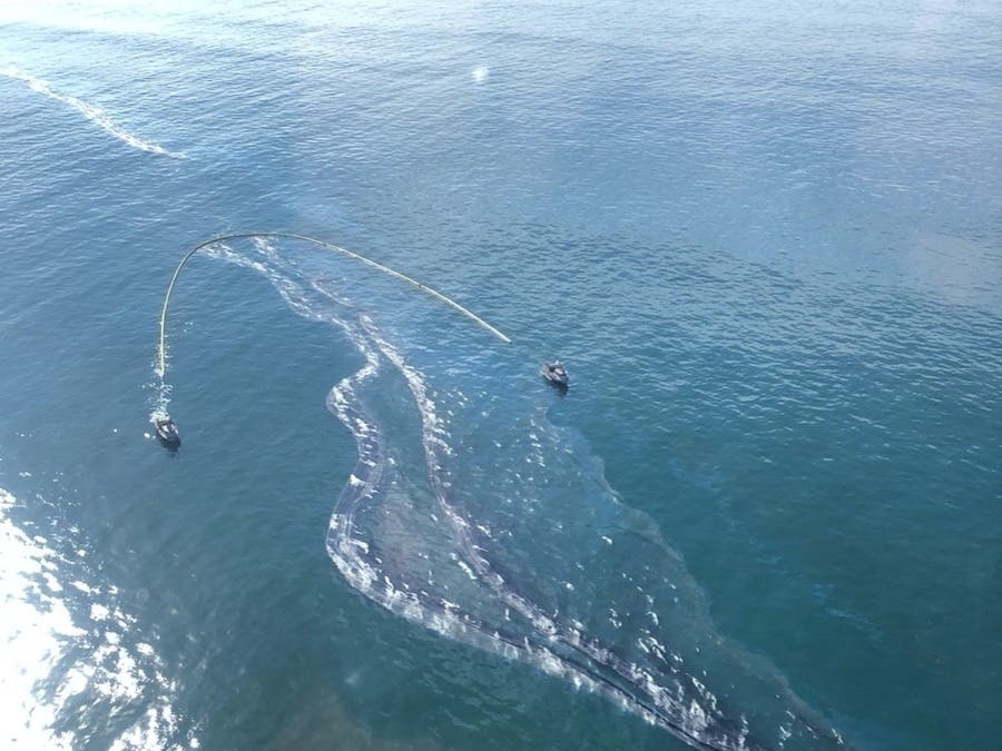 In October, flights over the 30,000 gallon oi spill recorded sheens in the water off Newporrt Beach, Huntington Beach.