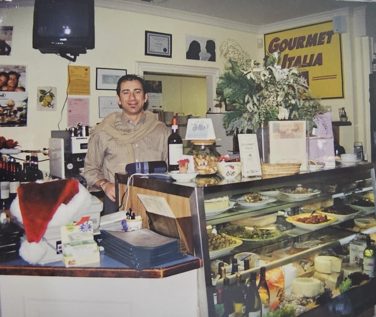 Restaurateur Alessandro "Alex" Prestifilippo at his Gourmet Italia circa 1999.