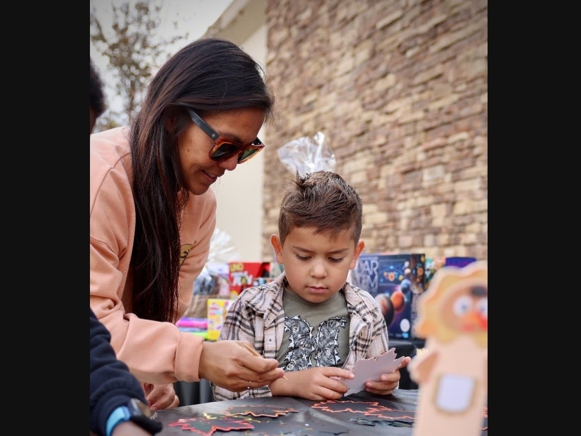 Menifee Union School District serves over 12,000 students
across 16 physical campuses and 1 digital campus. As a California Pivotal Practices Award Winner, MUSD innovatively serves students
from preschool through 8th grade. 
