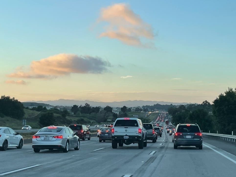 Traffic on the northbound I-15 through Temecula.