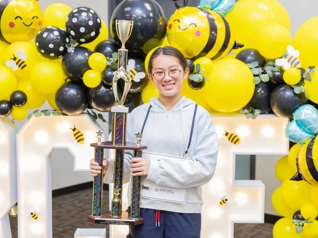 Victoria Li has moved on to the 3rd round of the Scripps National Spelling Bee in Washington, D.C.