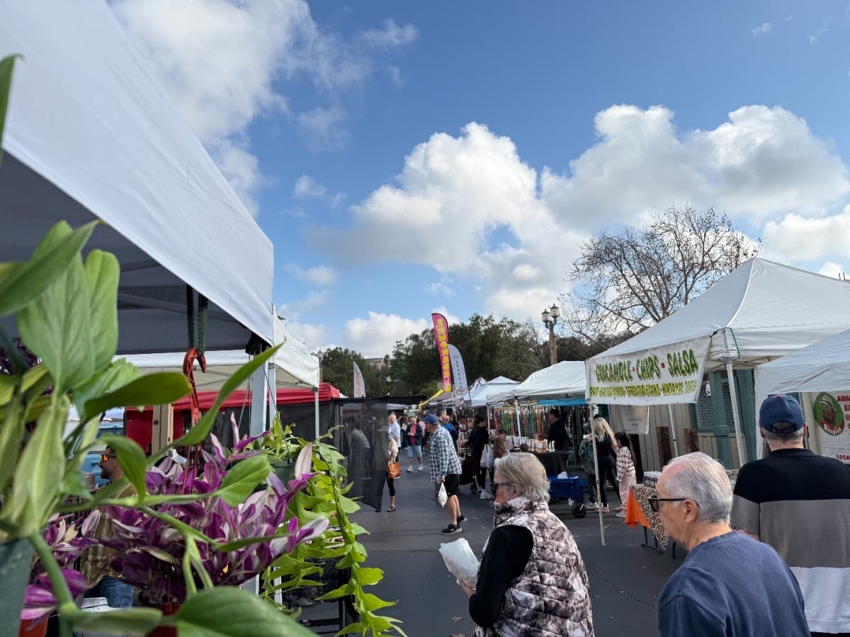 Outdoor Farmers' Market in Southwest Riverside County.