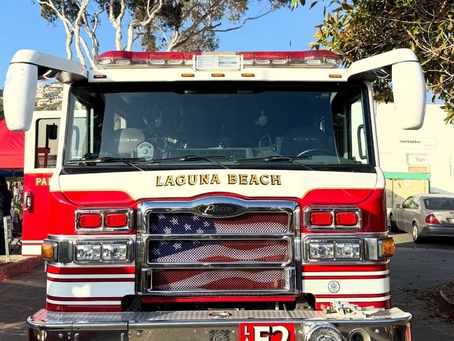 "Thank you for helping a stranger when they needed it most, and thank you for reminding all of us that knowing CPR can truly make the difference between life and death," a spokesperson for the Laguna Beach Fire Department said.