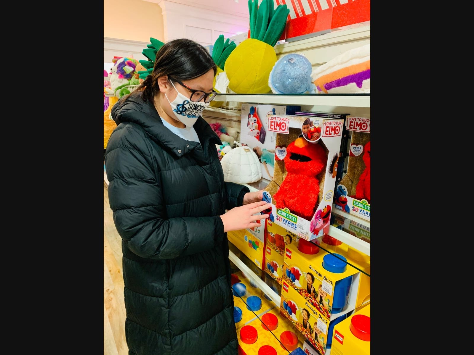 News small post card thumbnail