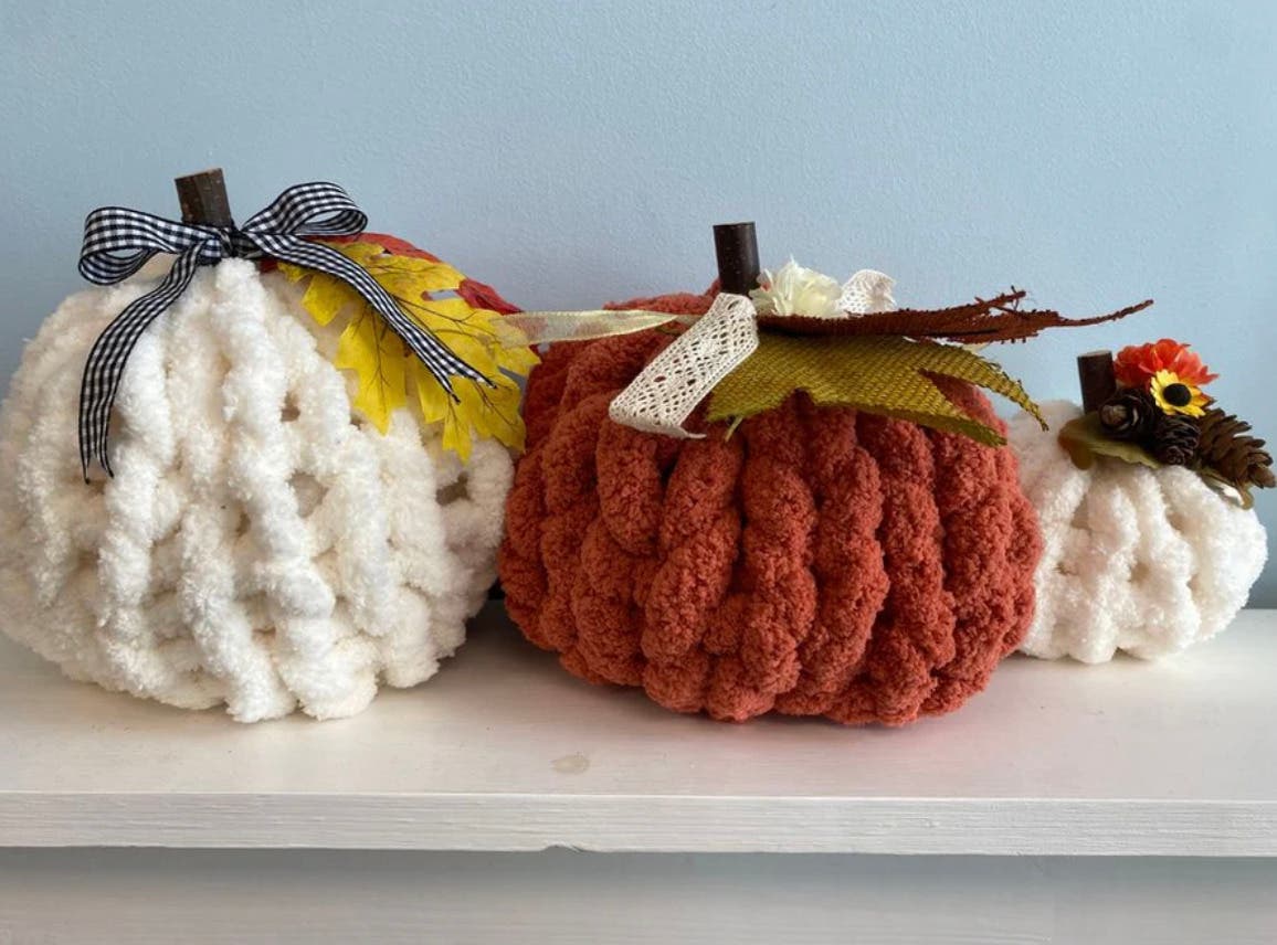 Cozy Knit Pumpkin Trio Workshop