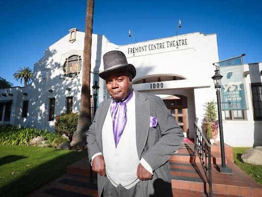 A PREPARED, BUT UNREALIZED ROLE!: Excaliber Shakespeare Company of Chicago and Excaliber Shakespeare Company Los Angeles Archival Project Founder Darryl Maximilian Robinson was cast and thoroughly rehearsed for the wonderful comedic role of Mayor Shinn.