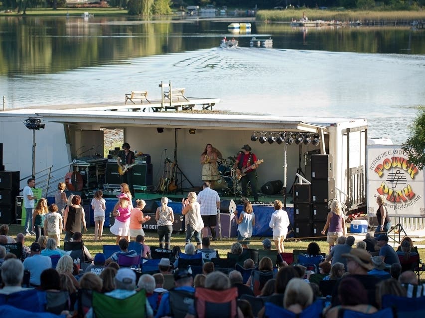 Genisys Credit Union Rockin' Under the Stars