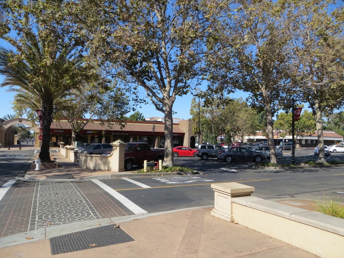 The west side of San Leandro Plaza today